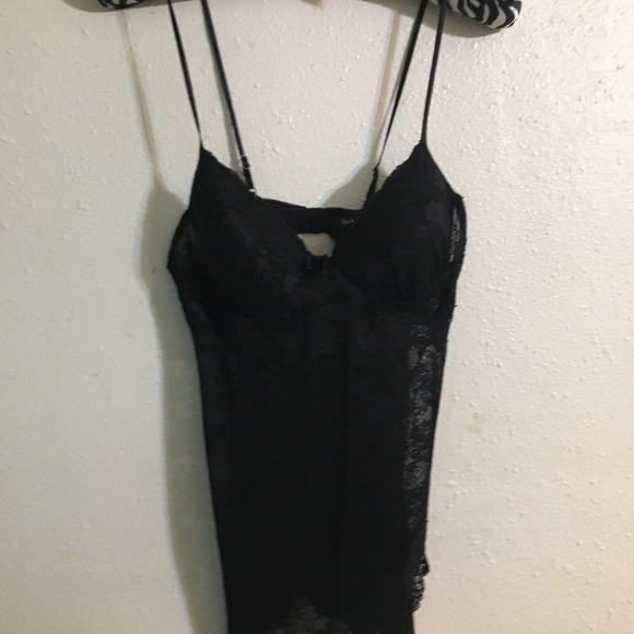 Woman’s black lace lingerie top, size medium - Picture 3 of 5